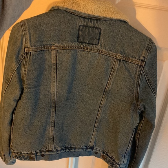 Levi’s Sherpa jean jacket - Picture 4 of 4